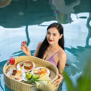 Nostalgia Boutique Hotel Da Nang