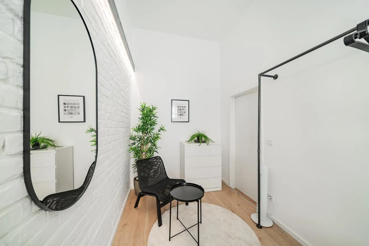 Hostel Chic Central City Rooms By Home2 Wenen Oostenrijk